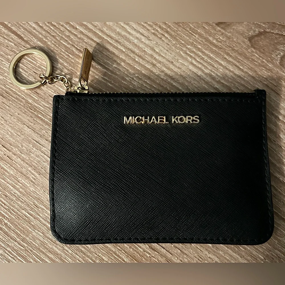 Black Michael Kors Coin Purse - Picture 1 of 2